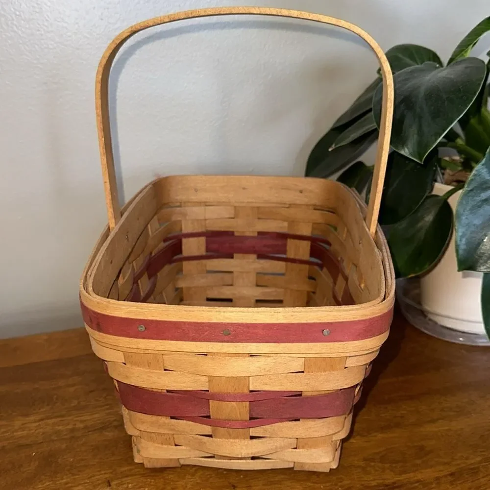 Vintage 1993 Longaberger Basket!